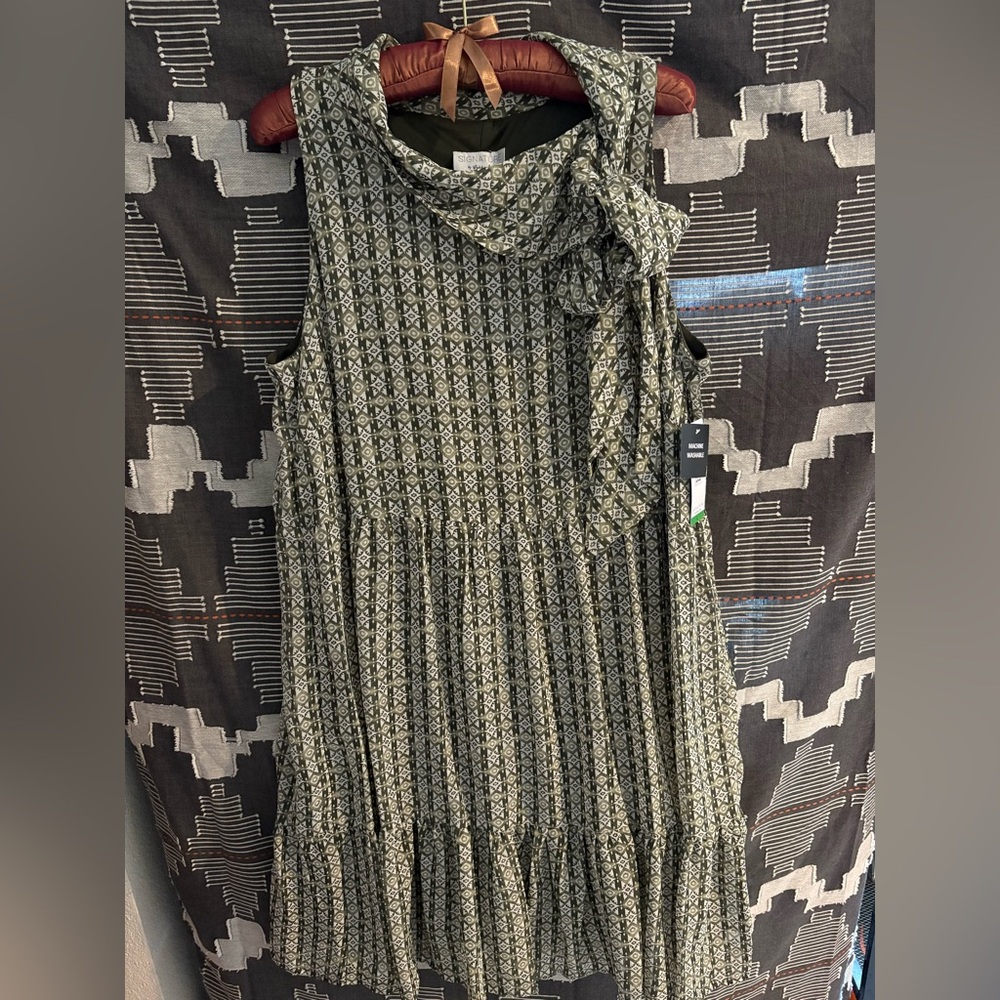 Robbie Bee Black and White Patterned Midi Dress